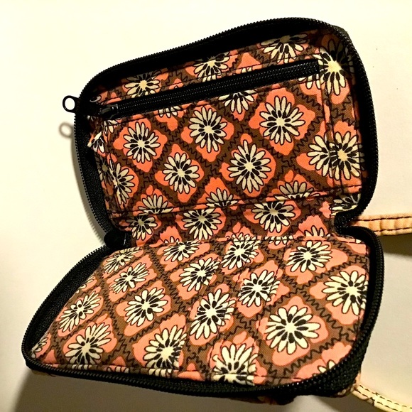 Vera Bradley Card Wristlet - Picture 6 of 7